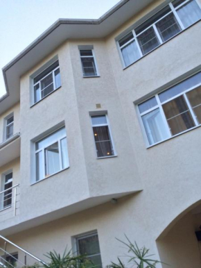 Guest House Ra-Duga